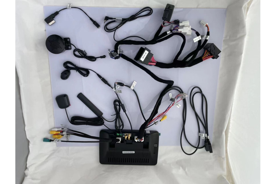 Mercedes-Benz C class (W204) 2011-2014 radio upgrade with 10.25" screen 