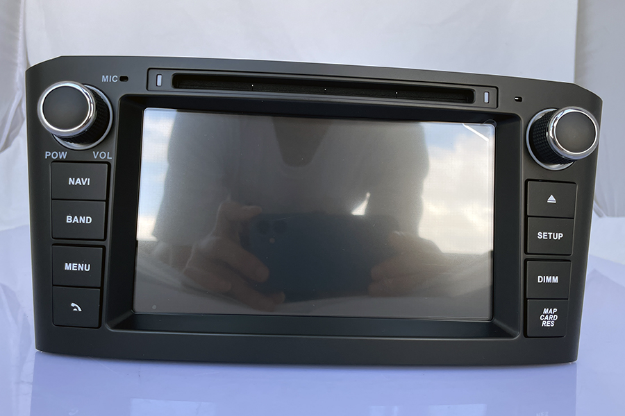 Toyota Avensis 2003-2007 Aftermarket Radio Upgrade DAB 