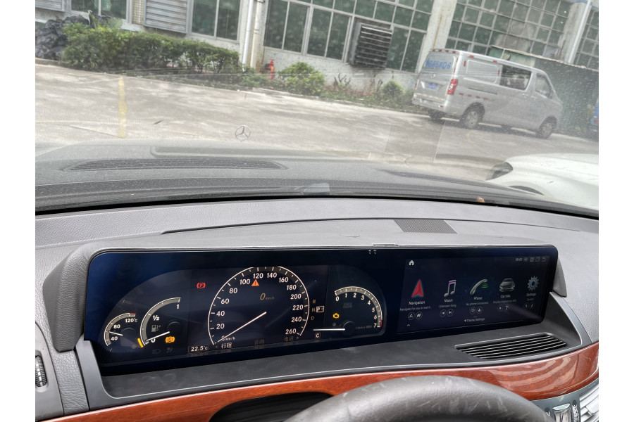 Mercedez-Benz S-Class W221 2006-2013 aftermarket radio upgrade headunit 