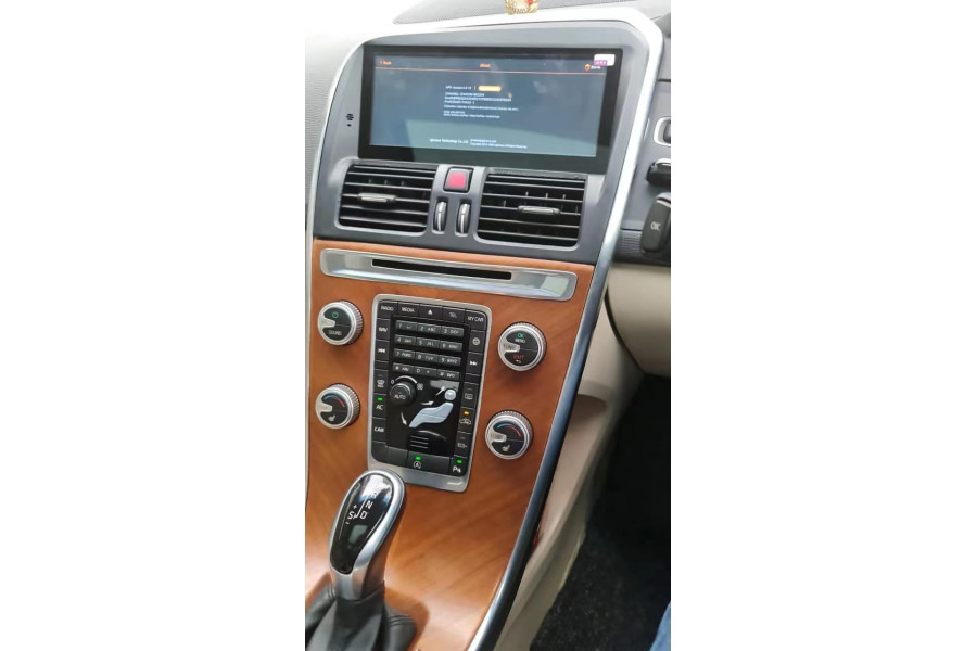 Volvo XC60 2009-2017 Aftermarket Radio Upgrade touch screen apple carplay 