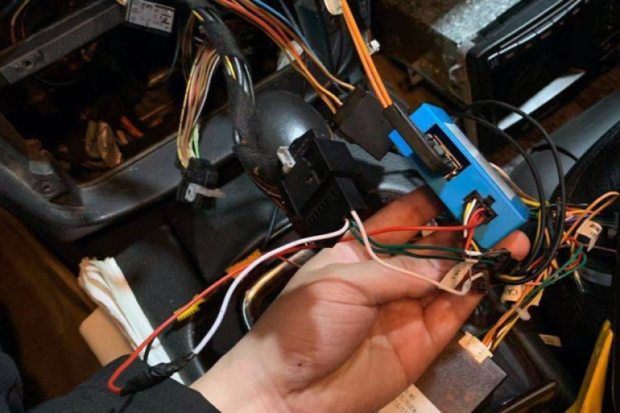 D2B Fiber Optic(MOST) adapter for Mercedes-Benz